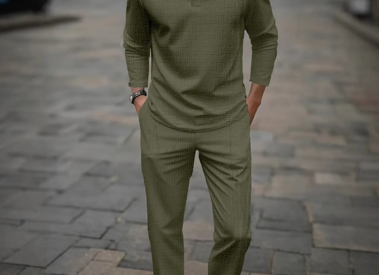 11 тенденций весенней и летней моды для женщин старше 40 лет