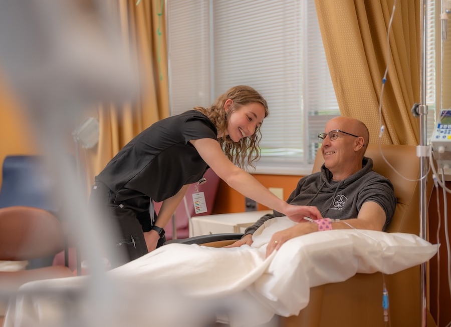 Как скрыть полные руки: выбираем правильную одежду для верха