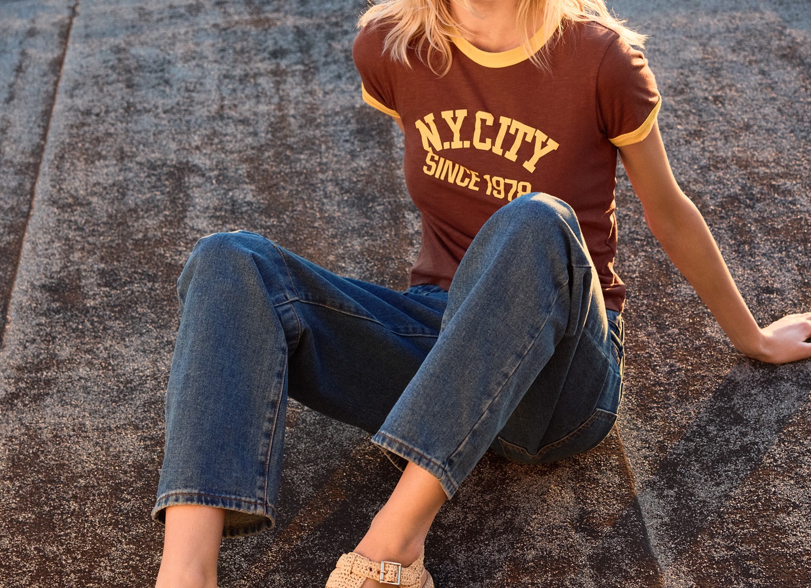 Смелые тенденции на весну и лето 2024. Роскошные платья и аксессуары к ним