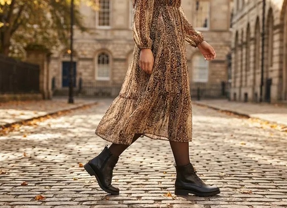 Максимум стиля: главные тренды макси-платьев на лето 2025