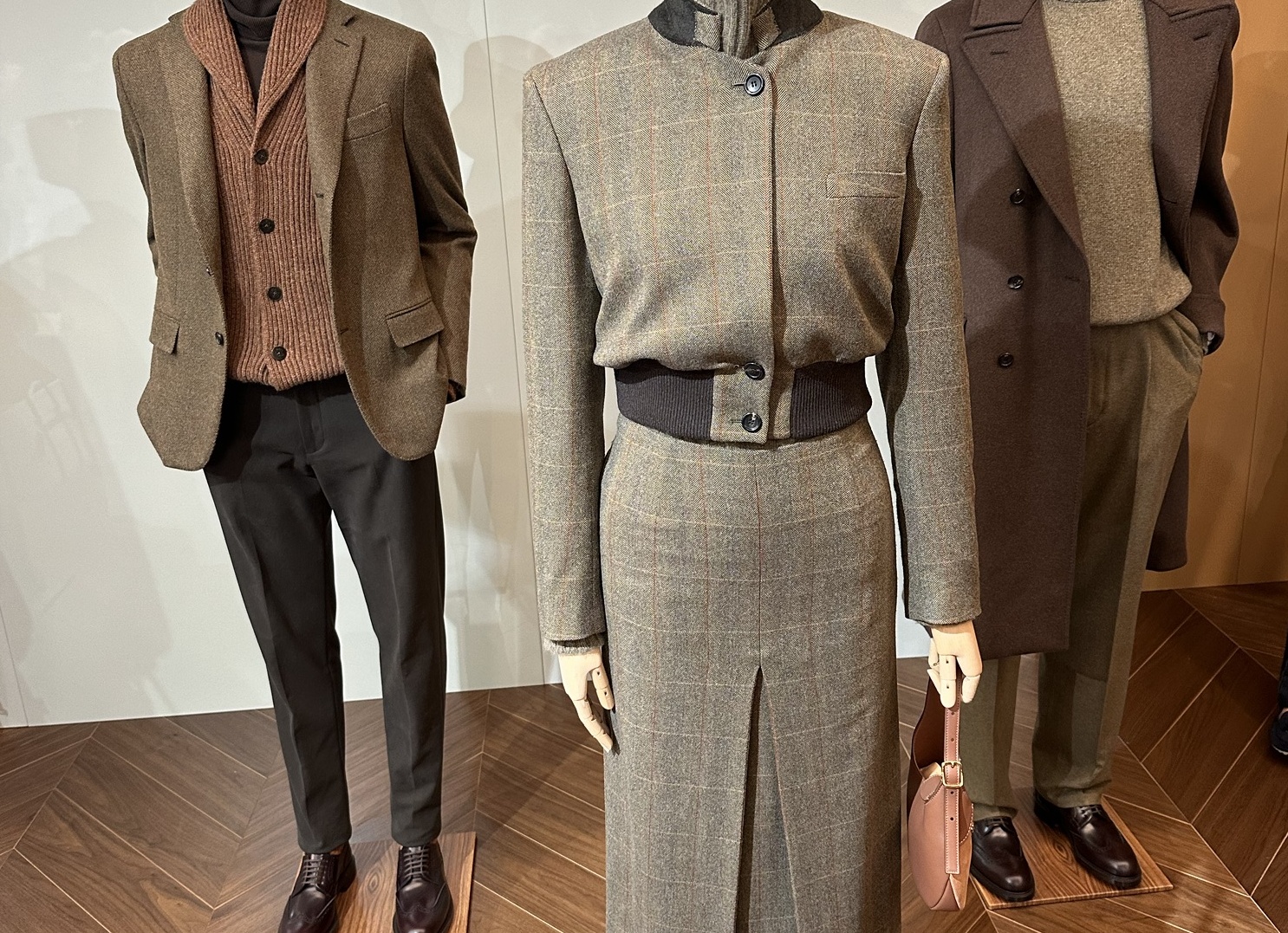 5 элегантных идей, подсмотренных на улицах Парижа. Эти наряды стоит повторить