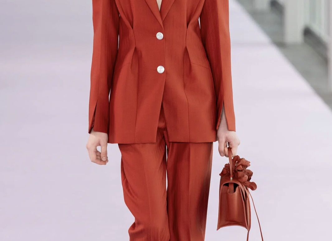 Модные тенденции весна-лето 2024. Красивые фасоны прямо с подиумов и улиц модных мегаполисов