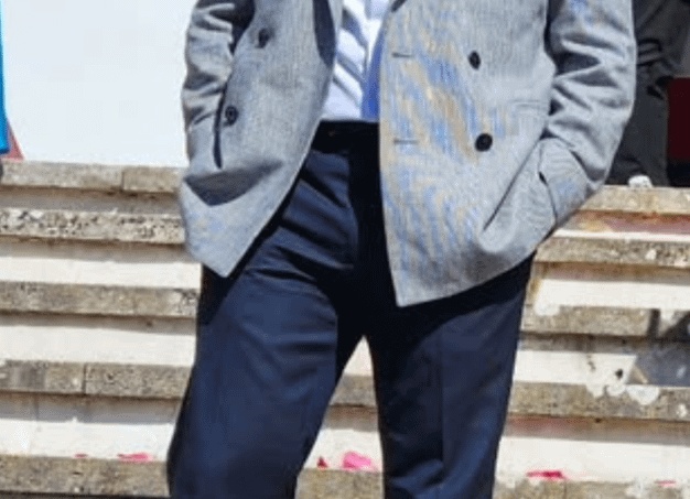 Как носить брюки осенью модницам старше 40: стиль, комфорт и уверенность!