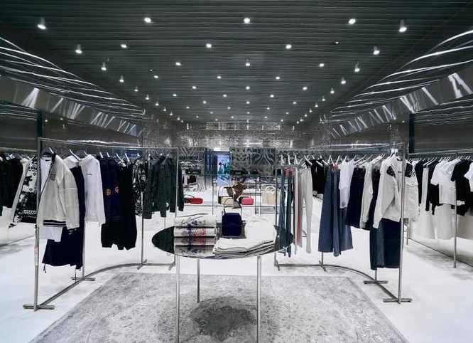 Les Benjamins открыл два магазина в Москве. Турецкий бренд теперь официально в России