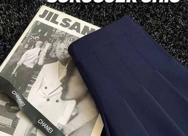 Модные тенденции 2024. Куртки и юбки на весну и лето